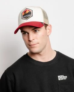 Born To Ride Brown / Grey / Red -The Indian Face Tienda 03 012 08 09