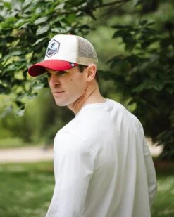 Born To Ski Brown / Grey / Red 30 Born To Ski Brown / Grey / Red -The Indian Face Tienda 03 012 18 10