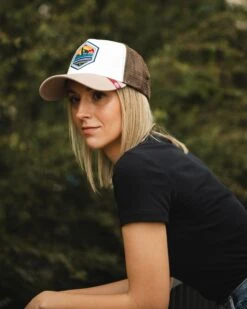 Born To Wakeboard Brown / Grey -The Indian Face Tienda 03 012 24 04