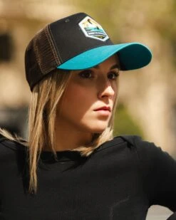 Born To Kitesurf Blue / Brown 25 Born To Kitesurf Blue / Brown -The Indian Face Tienda 03 012 27 05