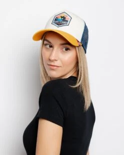 Born To Surf Brown / Blue / Yellow -The Indian Face Tienda 03 012 34 08