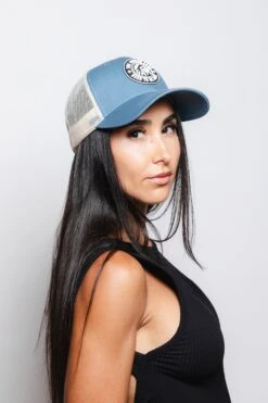 Born To Be Free Blue / White -The Indian Face Tienda 03 013 04 11