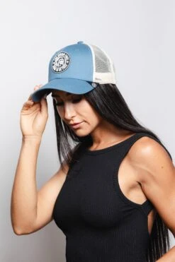 Born To Be Free Blue / White -The Indian Face Tienda 03 013 04 13