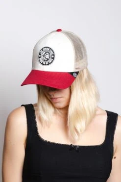 Born To Be Free Brown / Grey / Red 26 Born To Be Free Brown / Grey / Red -The Indian Face Tienda 03 013 07 4