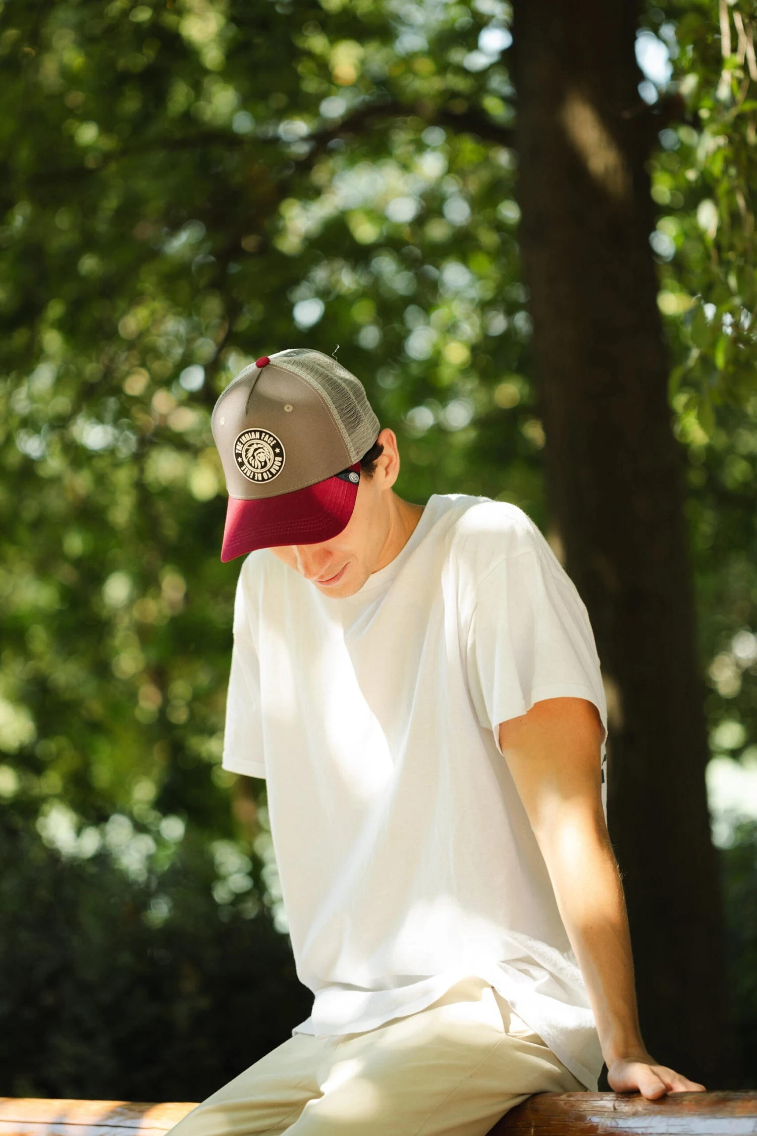 Born To Be Free Grey / Red 9 Born To Be Free Grey / Red - Imagen 7