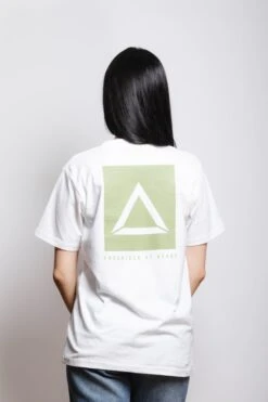 Iconic White -The Indian Face Tienda 2024 05 11 LauraNandez lauranandez 71