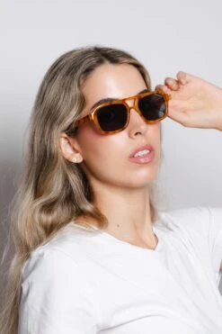 Curazao Tortoise / Black -The Indian Face Tienda HK 013 02 3