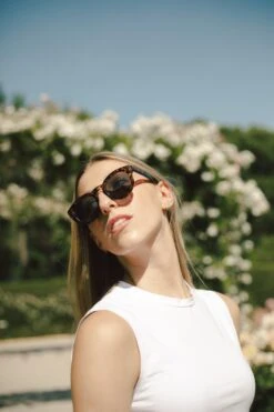 Hanukeii Mauricio Tortoise / Black Sunglasses -The Indian Face Tienda HK 014 02 10