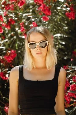 Hawaii White / Black -The Indian Face Tienda HK 015 02 1