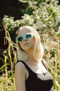 Santorini Green / Black -The Indian Face Tienda HK 022 02 7