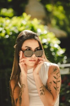 Bali Black / Black -The Indian Face Tienda HK 024 01 3