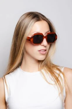 Holbox Tortoise / Black -The Indian Face Tienda HK 027 02 4