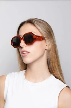 Holbox Tortoise / Black -The Indian Face Tienda HK 027 02 5