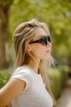 Mykonos Blue / Black 24 Mykonos Blue / Black -The Indian Face Tienda HK 030 02 3