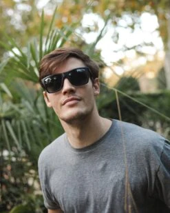 Breezy Black / Black -The Indian Face Tienda HK A01 24M02C01 02