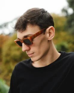 Islander Tortoise / Black -The Indian Face Tienda HK A01 24M03C02 03