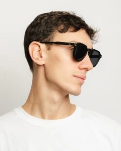 Seashell Black / Black 22 Seashell Black / Black -The Indian Face Tienda HK A01 24M05C01 05