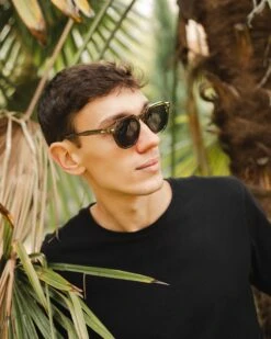 Seashell Green / Black 19 Seashell Green / Black -The Indian Face Tienda HK A01 24M05C03 02