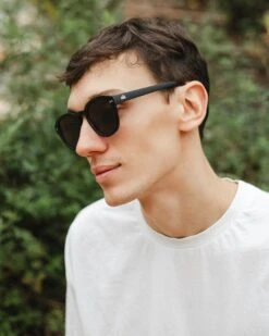 Teahupoo Black / Black -The Indian Face Tienda HK A01 24M10C01 02