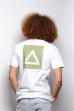 Iconic White -The Indian Face Tienda UL R01 23M04C01 14