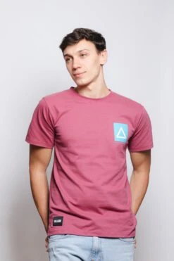 Iconic Red -The Indian Face Tienda UL R01 23M04C05 16