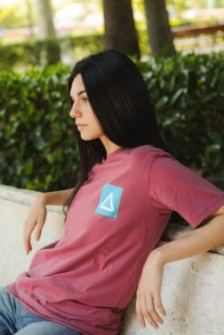 Iconic Red -The Indian Face Tienda UL R01 23M04C05 3