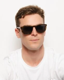 North Sea Brown Tortoise / Black 21 North Sea Brown Tortoise / Black -The Indian Face Tienda UL S11 02 07