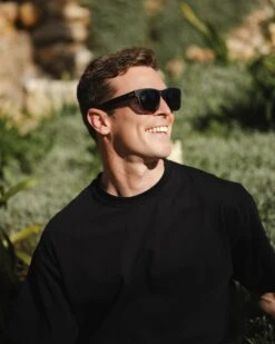 Ushuaia Black / Black -The Indian Face Tienda UL S14 01 03