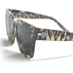 Lake Brown Tortoise / Black -The Indian Face Tienda UL S19 02 04