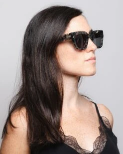 Boreal Green Tortoise / Black -The Indian Face Tienda UL S22 02 06