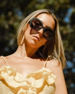 Phi Phi Black / Black -The Indian Face Tienda UL S26 01 03